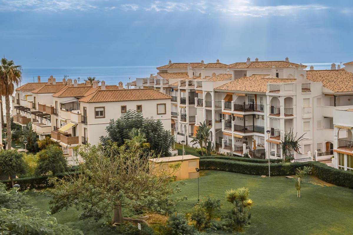 Andaluz Apartments - Laguna Beach Torrox Εξωτερικό φωτογραφία